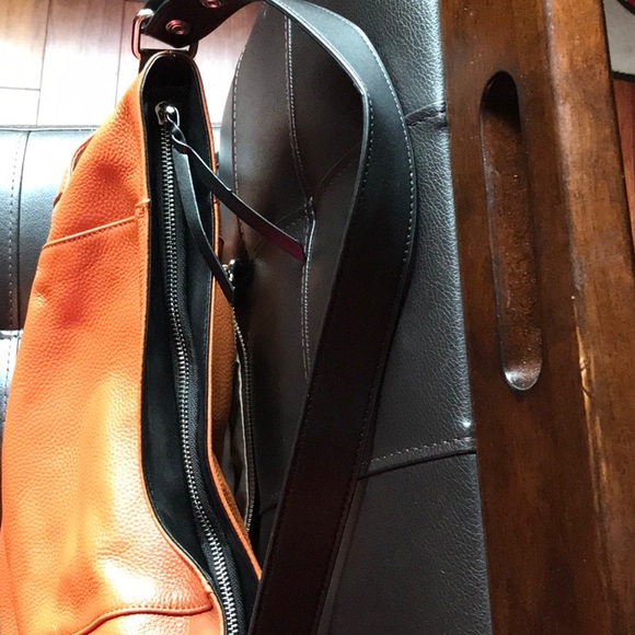 Bostanten purse (hobo or crossbody) - Picture 10 of 11